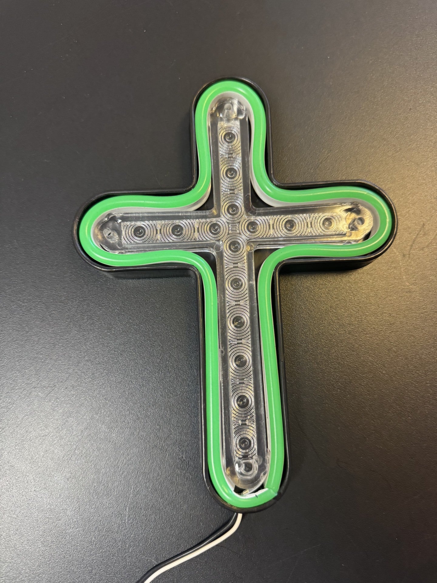 CROSS LED LIGHT WITH CENTER PLASTIC