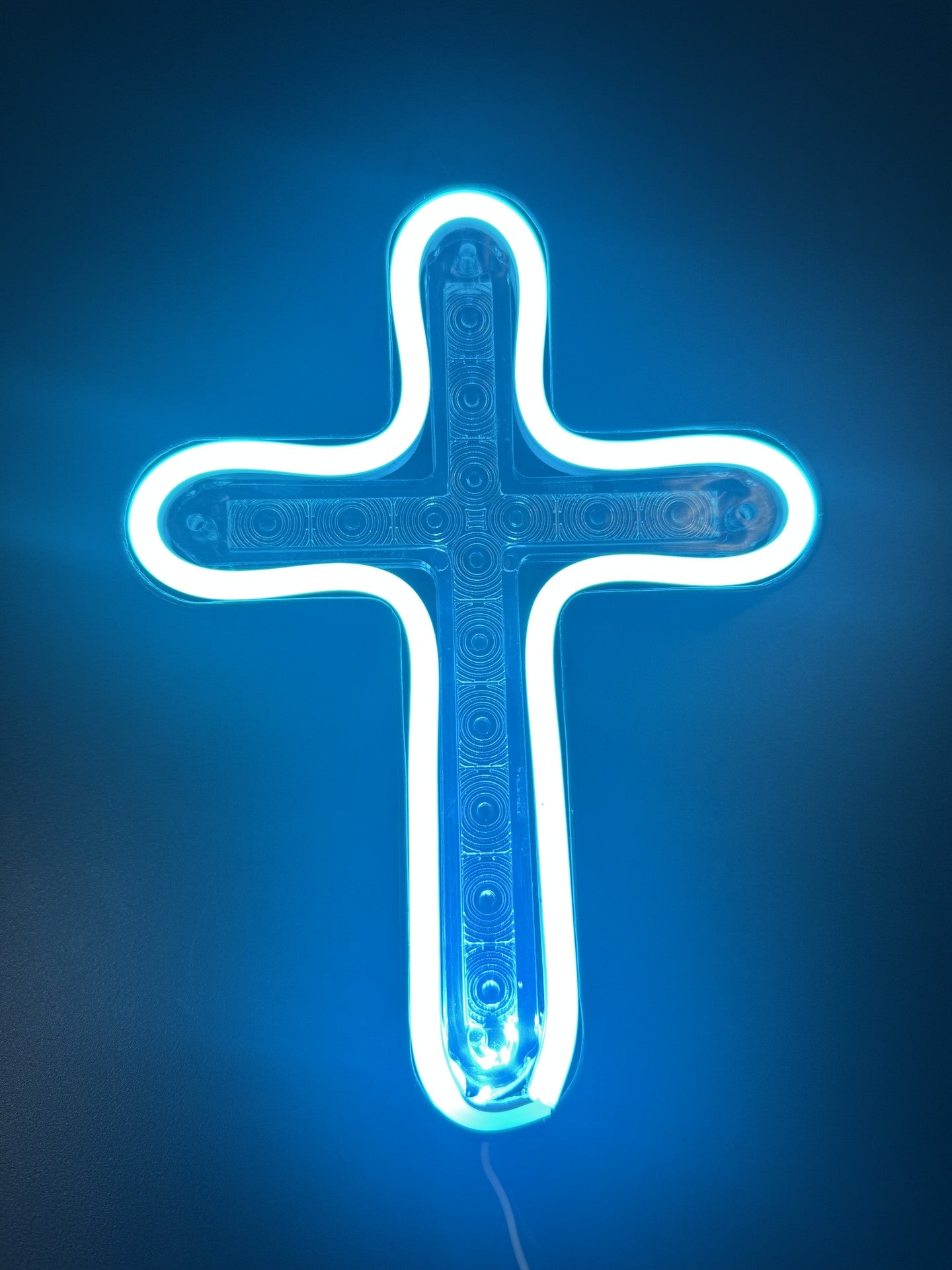 CROSS LED LIGHT WITH CENTER PLASTIC