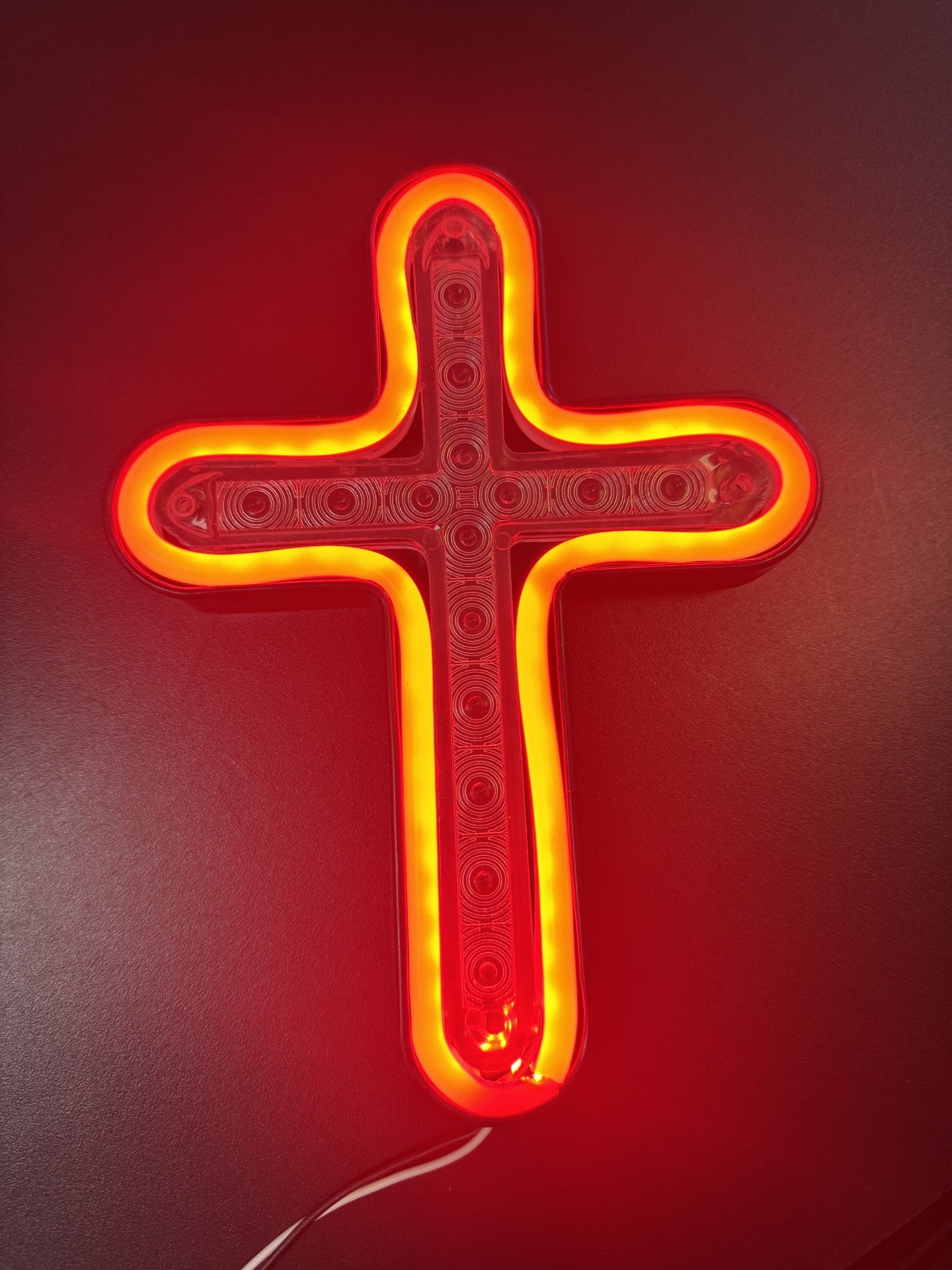 CROSS LED LIGHT WITH CENTER PLASTIC