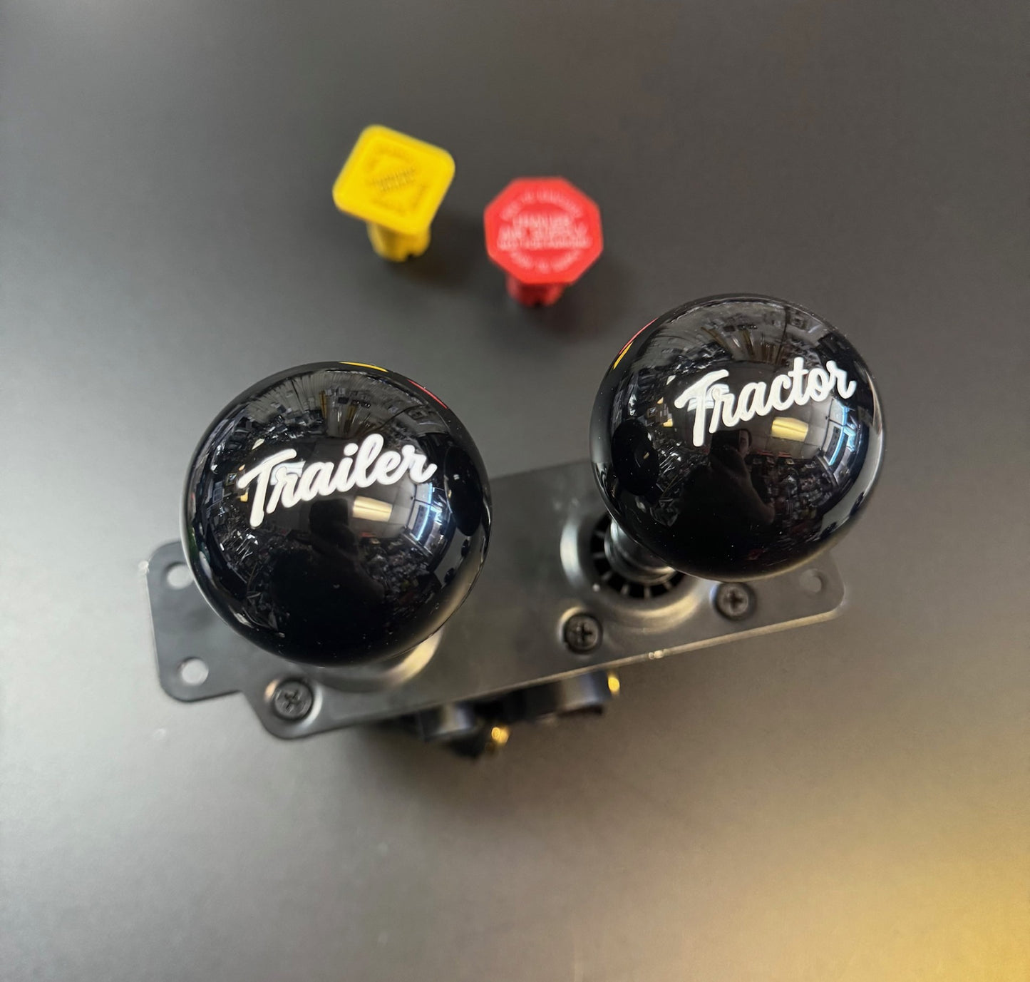 CUSTOM AIR BRAKE KNOBS "TRACTOR & TRAILER"