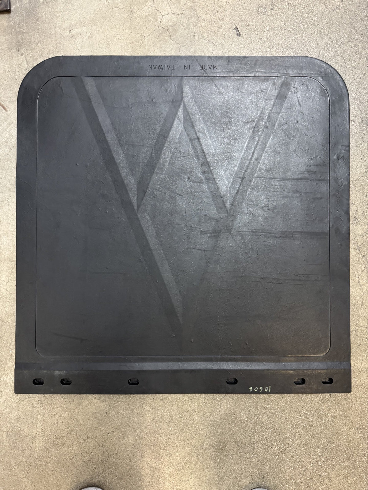 24 X 24 Rubber Mudflaps
