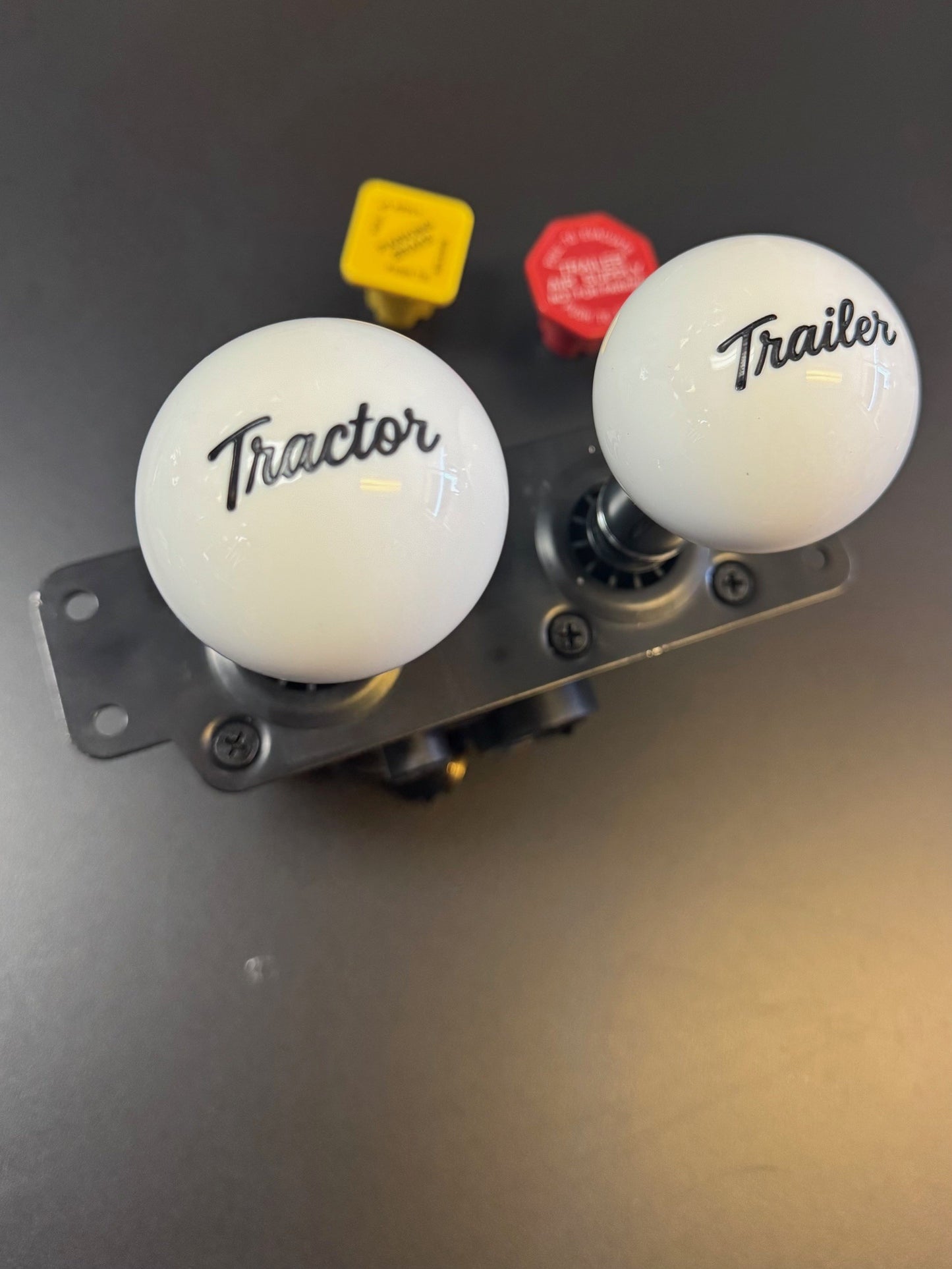 CUSTOM AIR BRAKE KNOBS "TRACTOR & TRAILER"